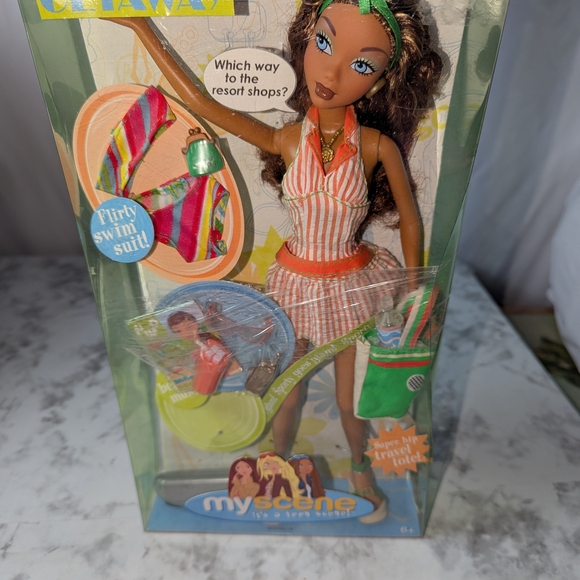 Madison Miami Getaway Doll with Striped Outfit